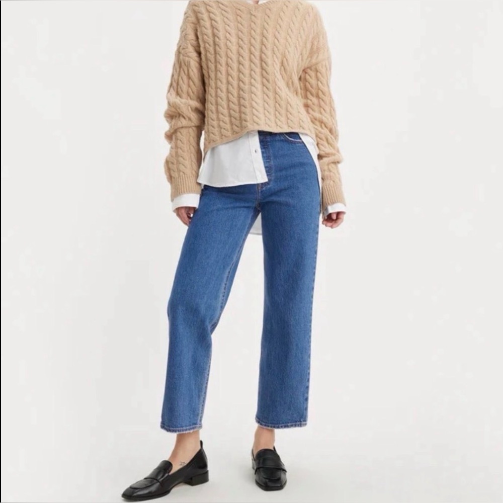 Levi's Straight Cropped Jeans in Blue